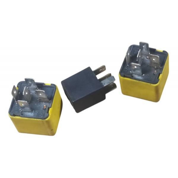 Rele Auxiliar Fiat Palio Siena Strada Doblo 82461739 7676504 12v