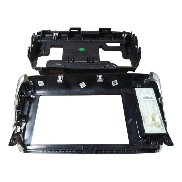 Moldura Tela Suporte Multimidia Peugeot 208 2016 2020 Preto