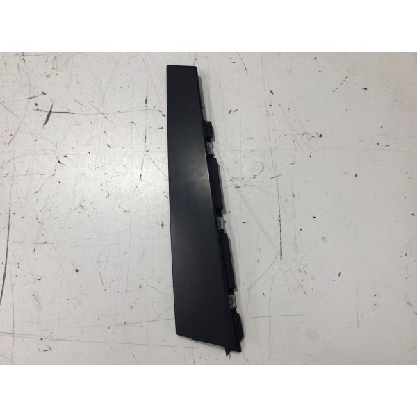 Moldura Externa Porta Dianteira 208 2016 2020 Direito Preto