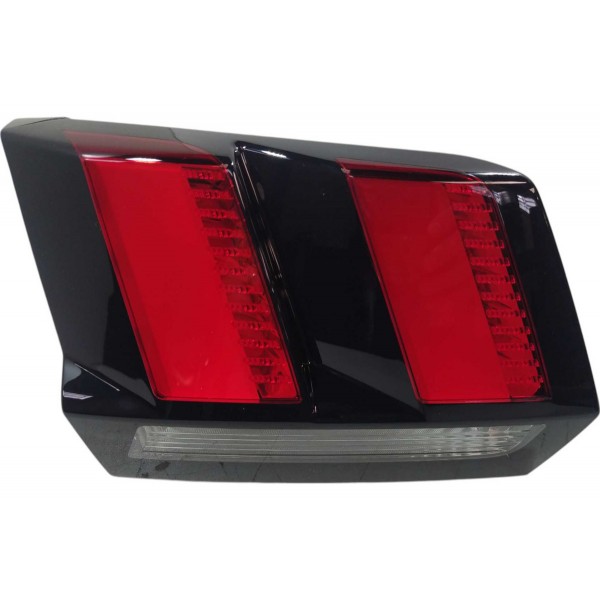 Lanterna Tampa Peugeot 3008 Griffe 2020 Esquerdo Detalhe Esquerdo/motorista Vermelho