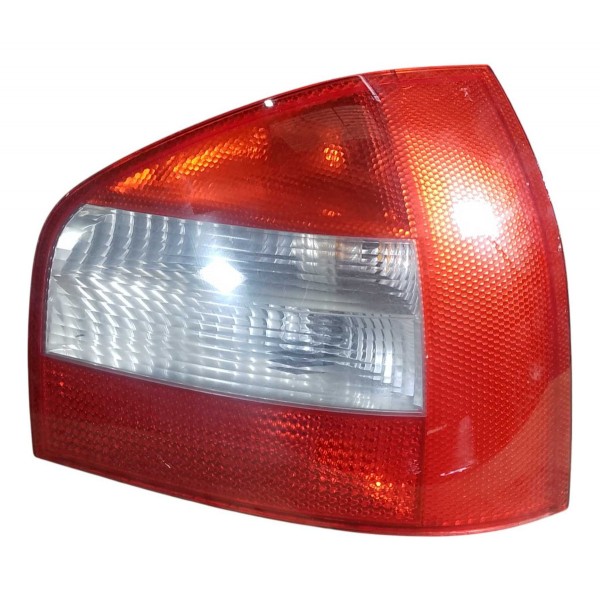 Lanterna Traseira Audi A3 1.8 T 2004 Direito Direito/passageiro Vermelho