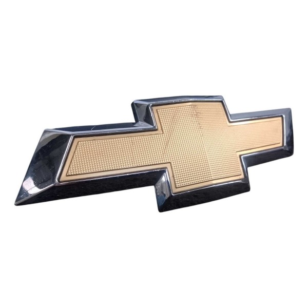 Emblema Grade Dianteira Onix Prisma 1.4 Lt 2017 52099031 Branca