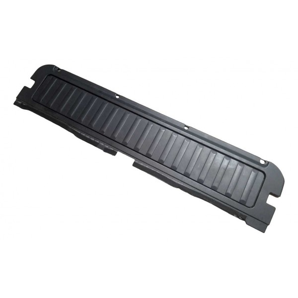 Moldura Inferior Tampa Traseira Bmw X5 4.4is 2004 Detalhe Preto